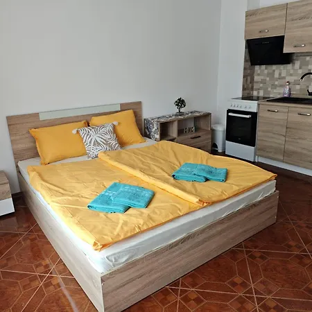 Sun Light Slnecne Pobrezie Σάνι Μπιτς